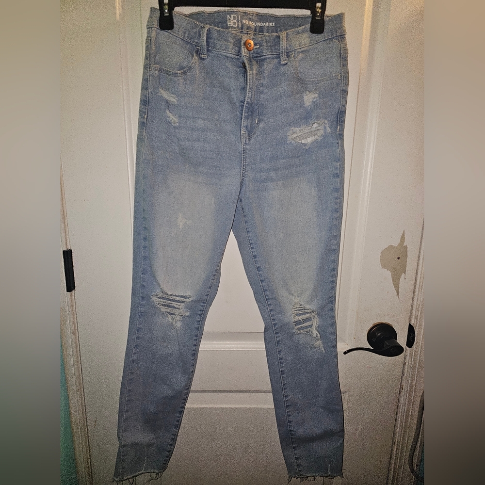 No Boundaries Light Blue Distressed Skinny Jeans
